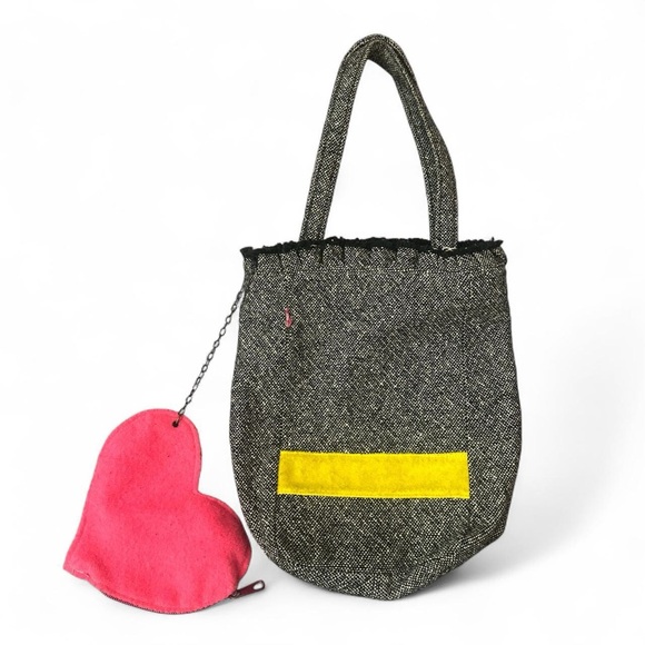 Handbags - Grey/Tweed Tote Bucket Bag with Heart Shaped Coin Purse